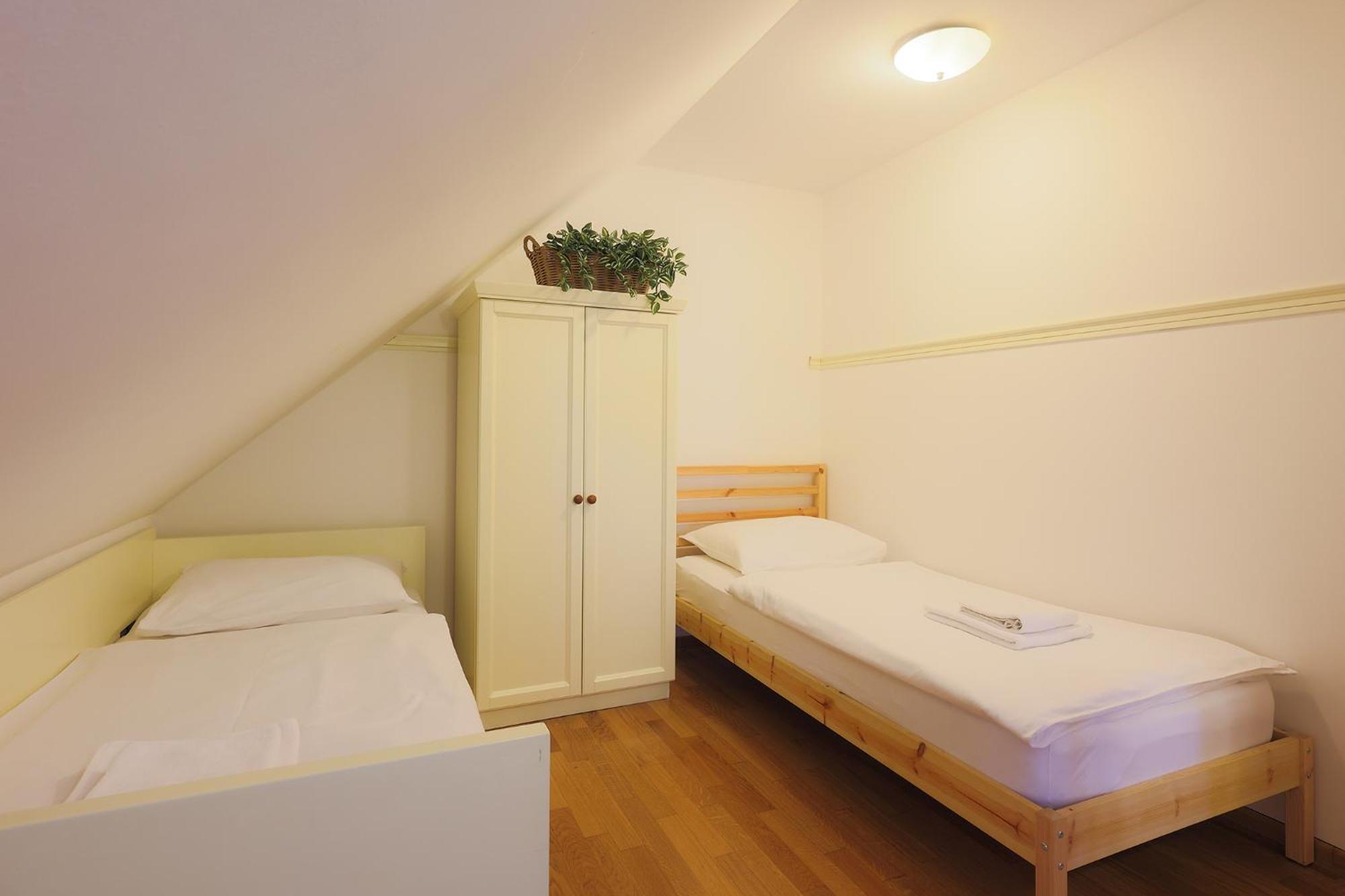 Lakeside Apartments ブレッド 部屋 写真