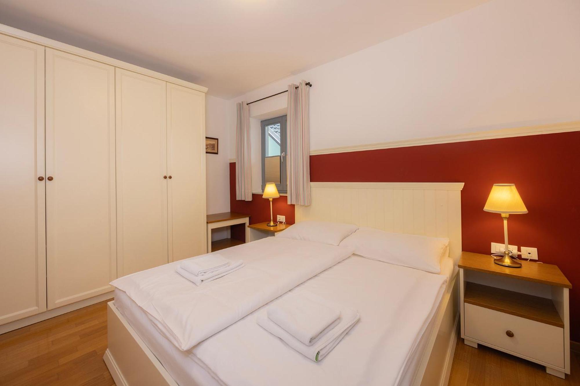 Lakeside Apartments ブレッド エクステリア 写真
