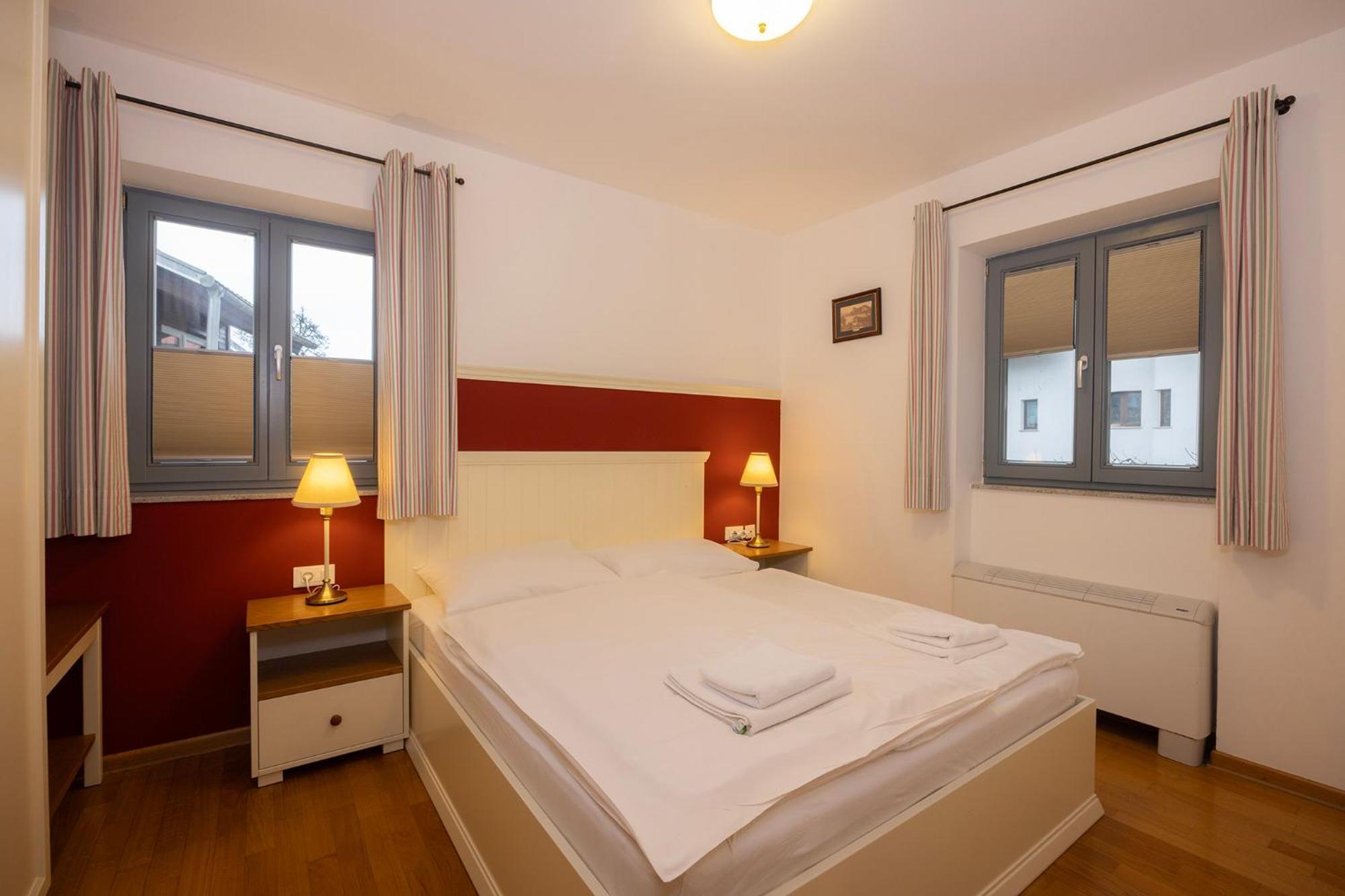 Lakeside Apartments ブレッド 部屋 写真
